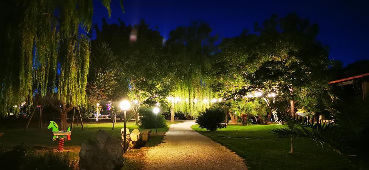 Agriturismo Le Tagliate Uggiano La Chiesa Εξωτερικό φωτογραφία